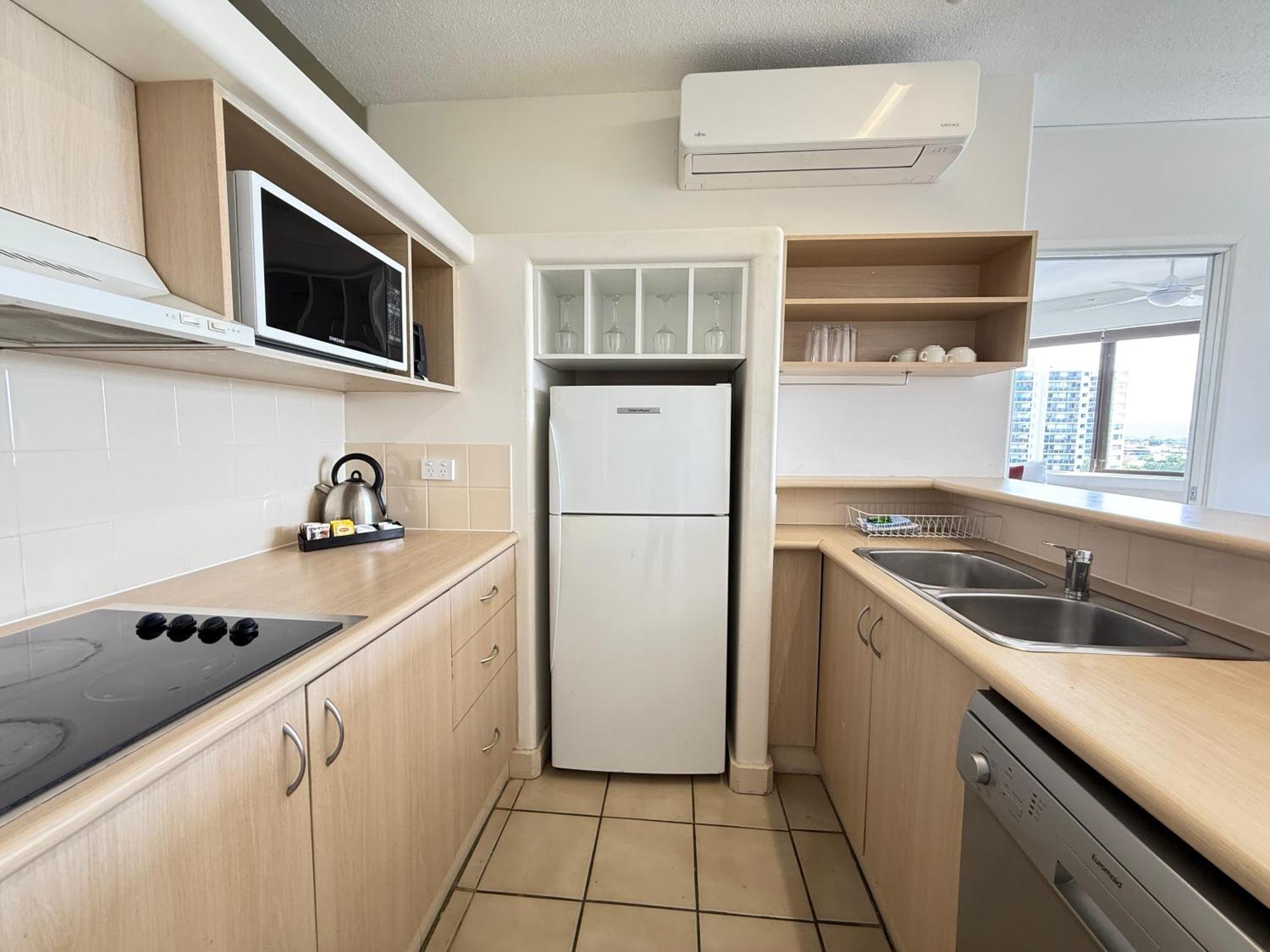 Tiki Hotel Apartments Surfers Paradise Gold Coast Luaran gambar