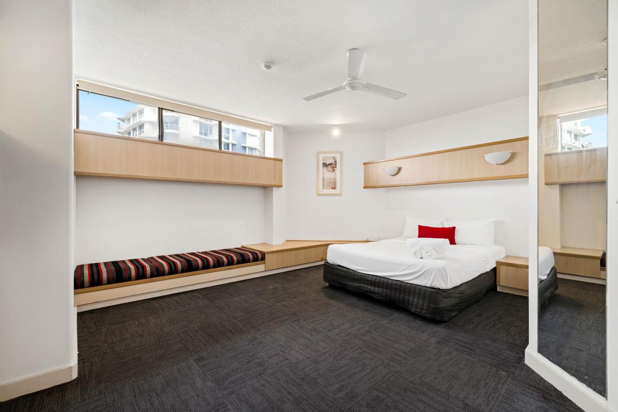 Tiki Hotel Apartments Surfers Paradise Gold Coast Luaran gambar