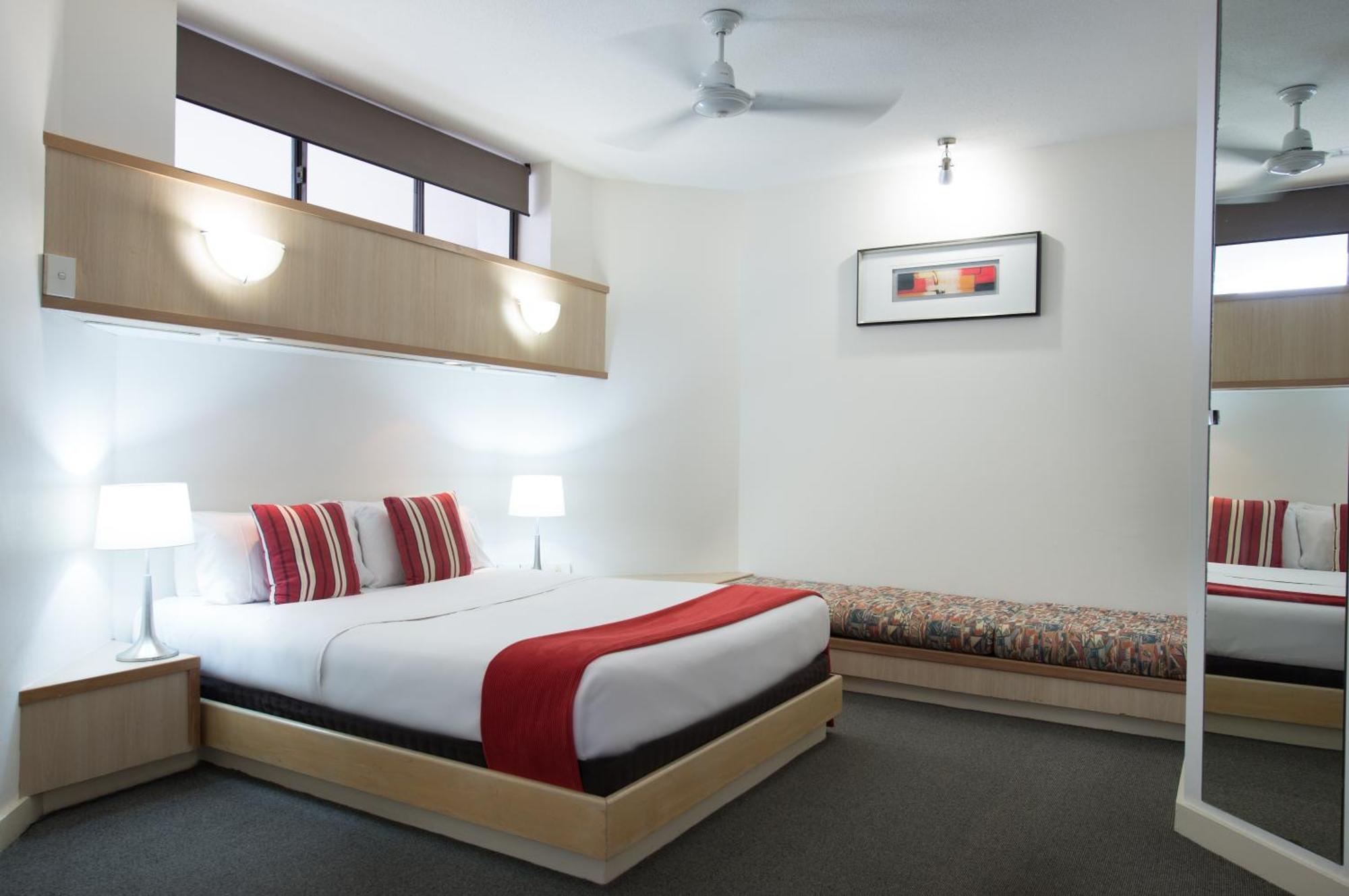 Tiki Hotel Apartments Surfers Paradise Gold Coast Luaran gambar